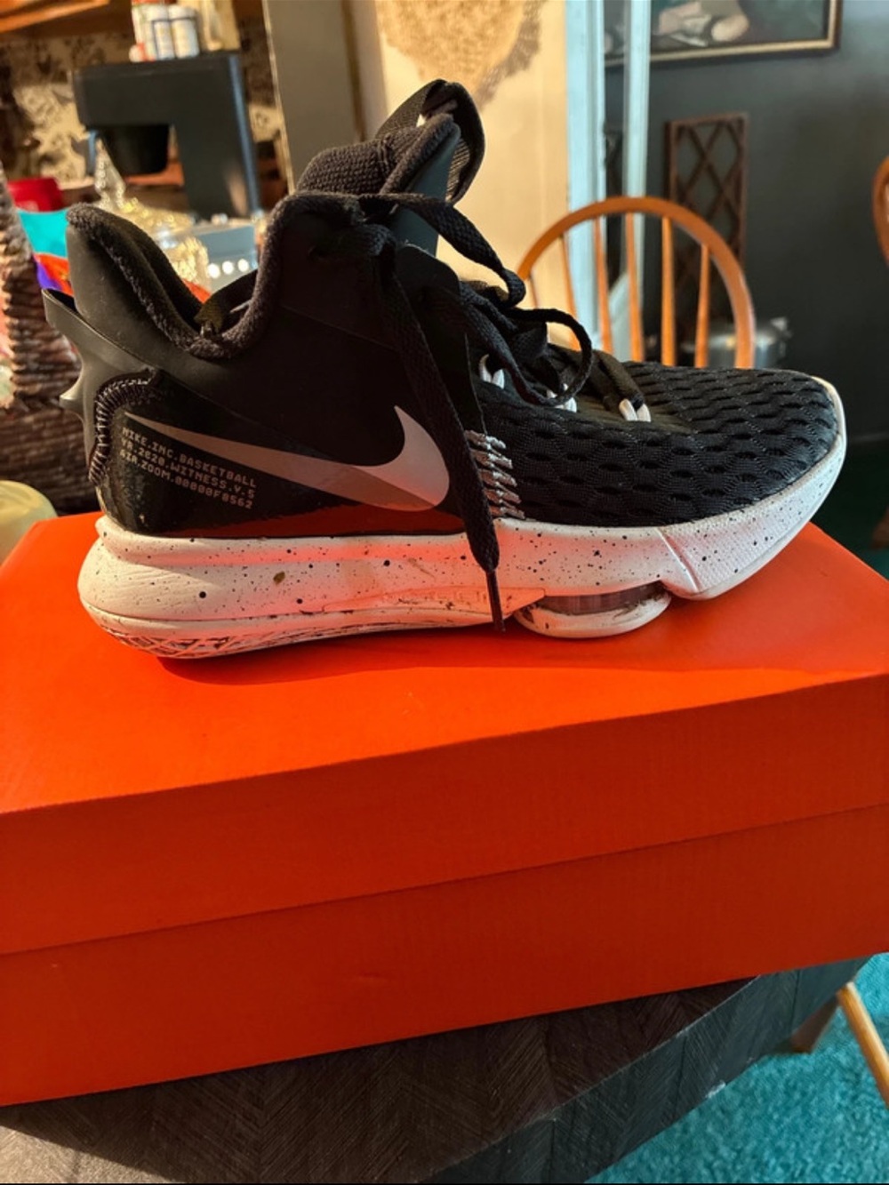 Nike Kids Black and White Speckled Midsole Basketball Sneakers